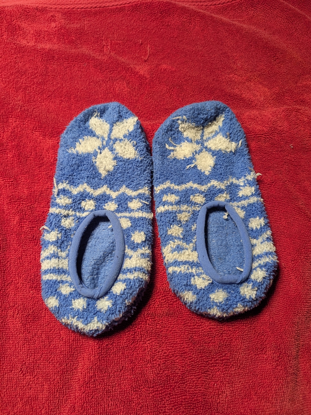 Old Navy Cozy Blue Snowflake Slipper Socks WW